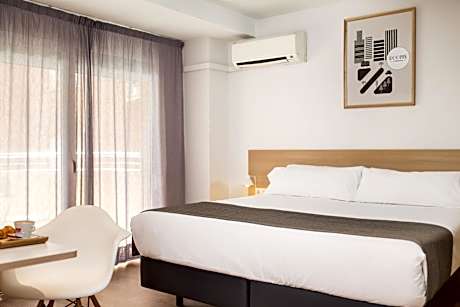 Triple Room with Balcony