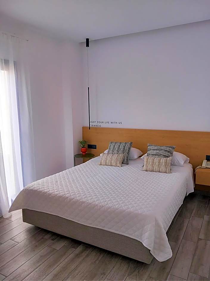Bianco Hotel