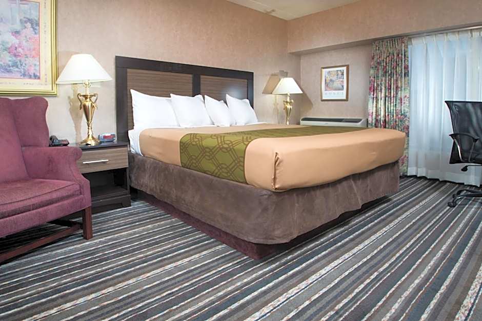 Crossroads Hotel and Huron Event Center