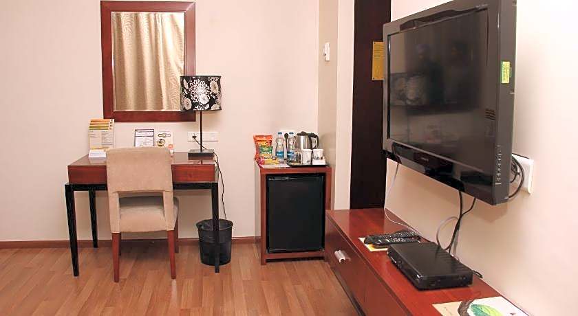 The Aures (formerly known as Keys Select The Aures)