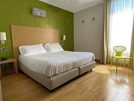 Standard Double or Twin Room with Spa Access