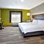 Holiday Inn Express Hotel and Suites Katy By IHG