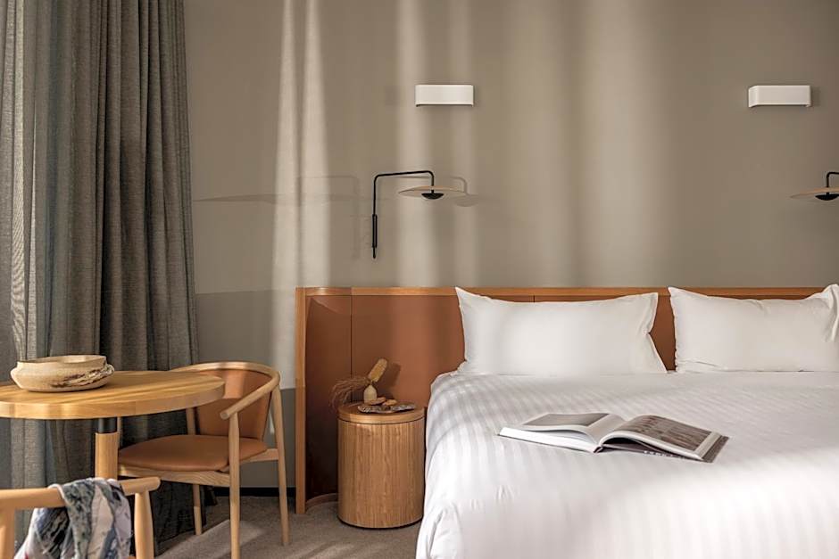 Wonil Hotel Perth, Handwritten Collection