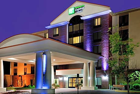 Holiday Inn Express & Suites Chesapeake By IHG