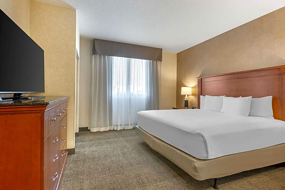 Drury Plaza Hotel Phoenix Tempe