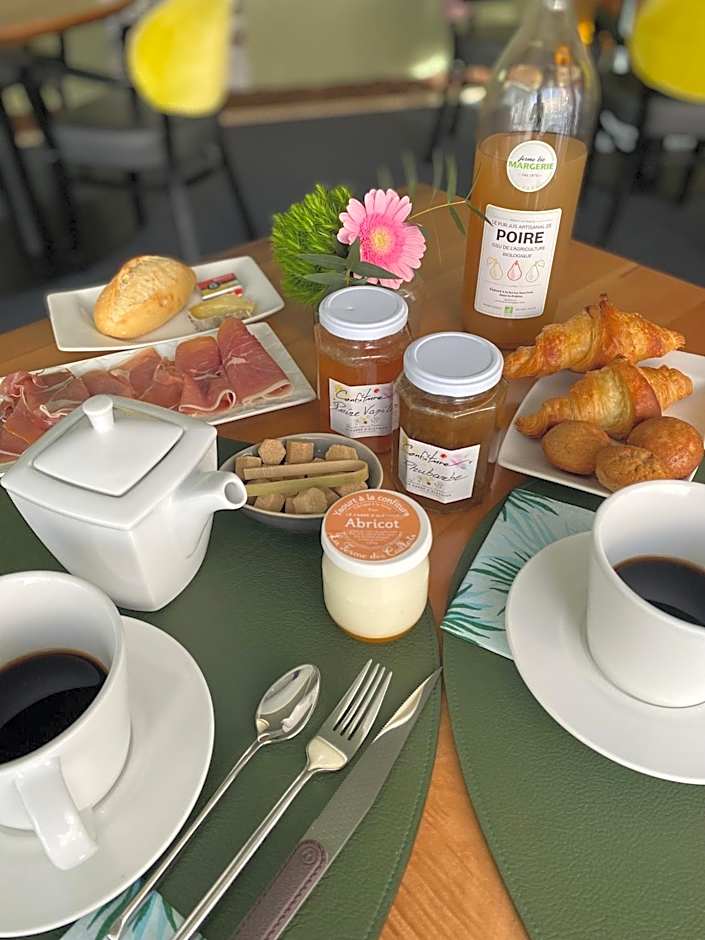 Le Carre d'Alethius Logis Hotel Restaurant