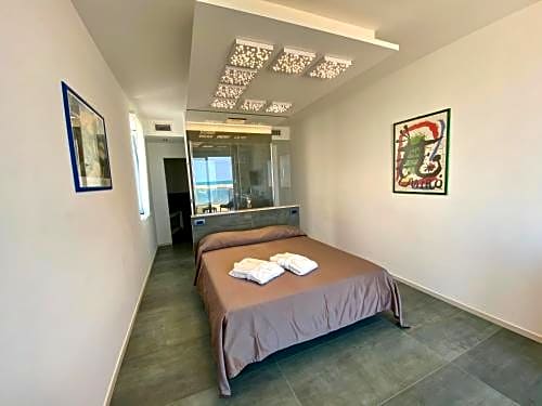Marina Bay Luxury Rooms