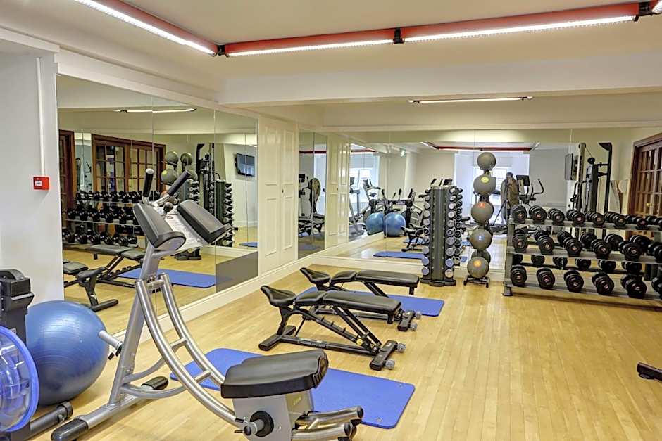 B/W Plus Buxton Lee Wood Hotel