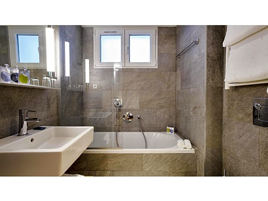 9Hotel Republique
