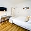 Hotel Joly