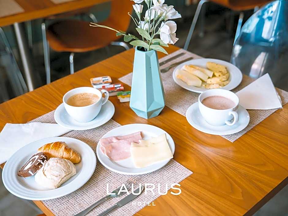 Laurus Hotel