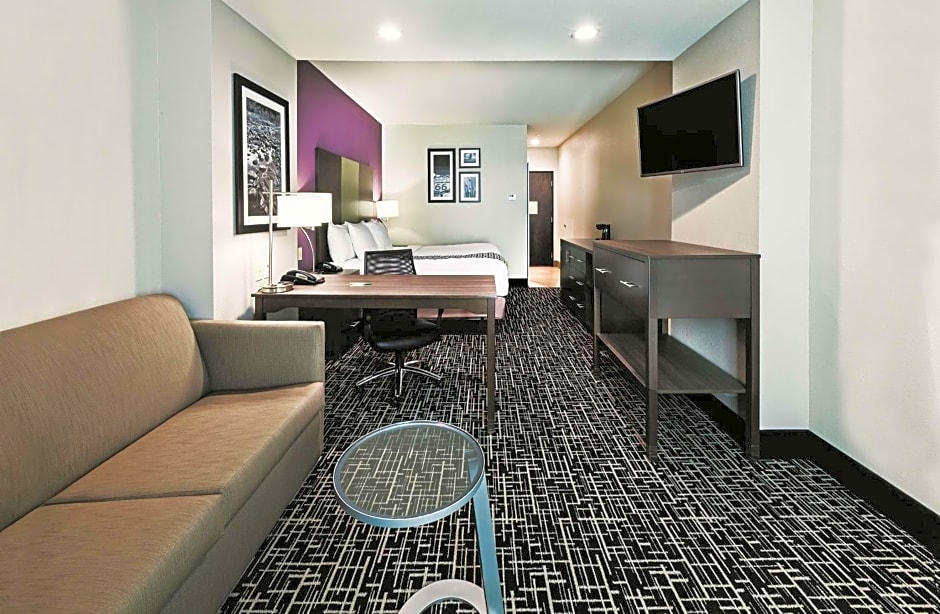 La Quinta by Wyndham Claremore