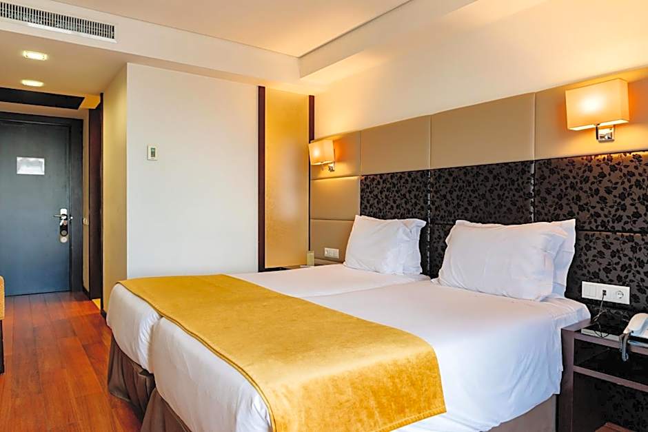 Axis Porto Business & Spa Hotel