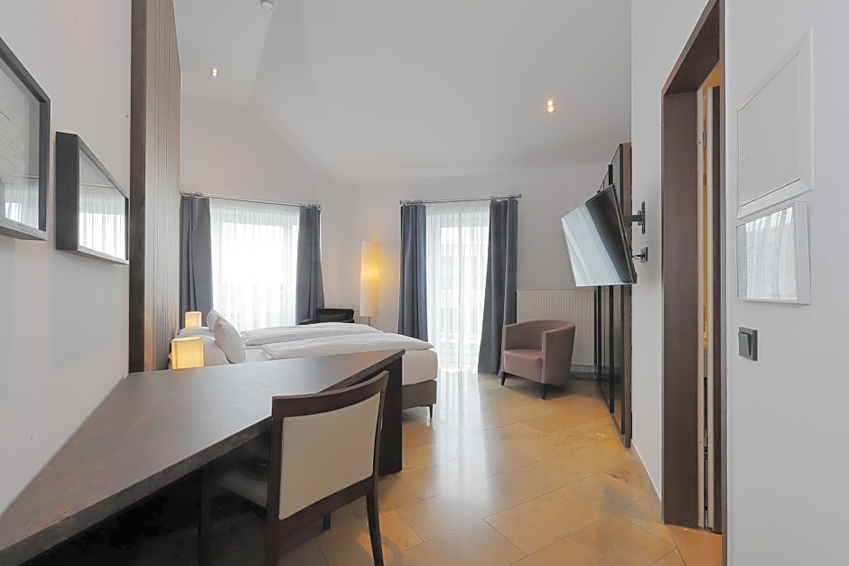 DEVIN Art Hotel