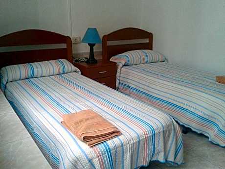 Twin Room with Shared Toilet