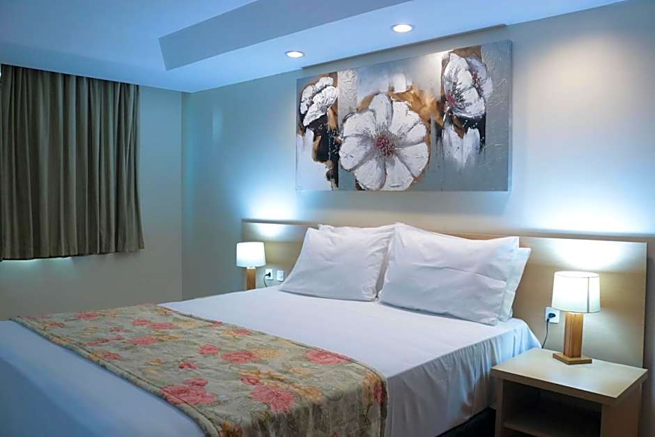 Hotel Golden Park Curitiba By Nacional Inn