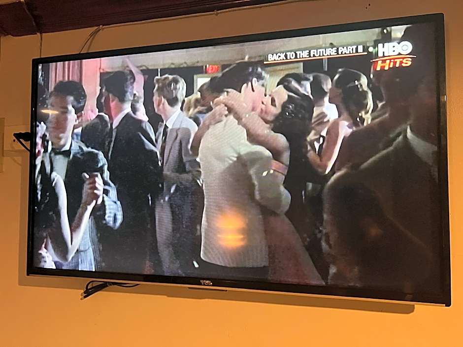 The Little Mermaid Guesthouse & Restaurant