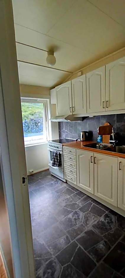 The Harbour House, dorm and twin, selfservice hostel