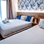 Sweet Lloret Suites