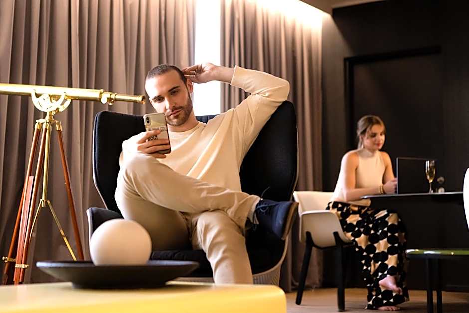 Pullman Santiago El Bosque