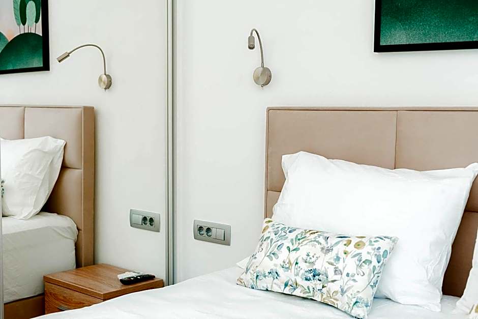 Natura Luxury Suites Parga