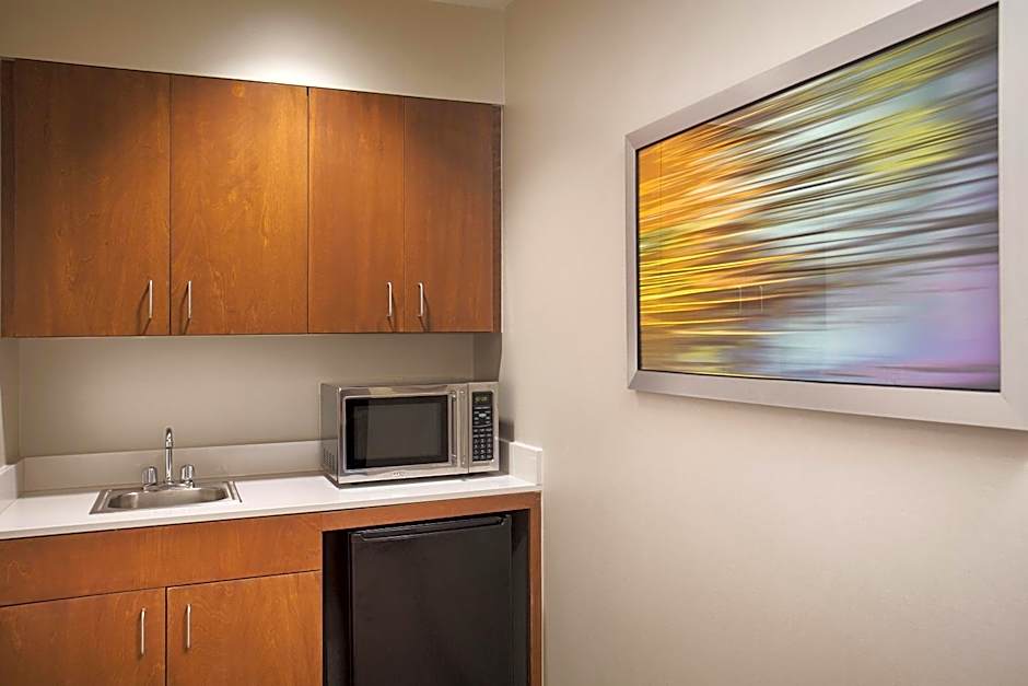 Holiday Inn Grand Rapids-Airport By IHG