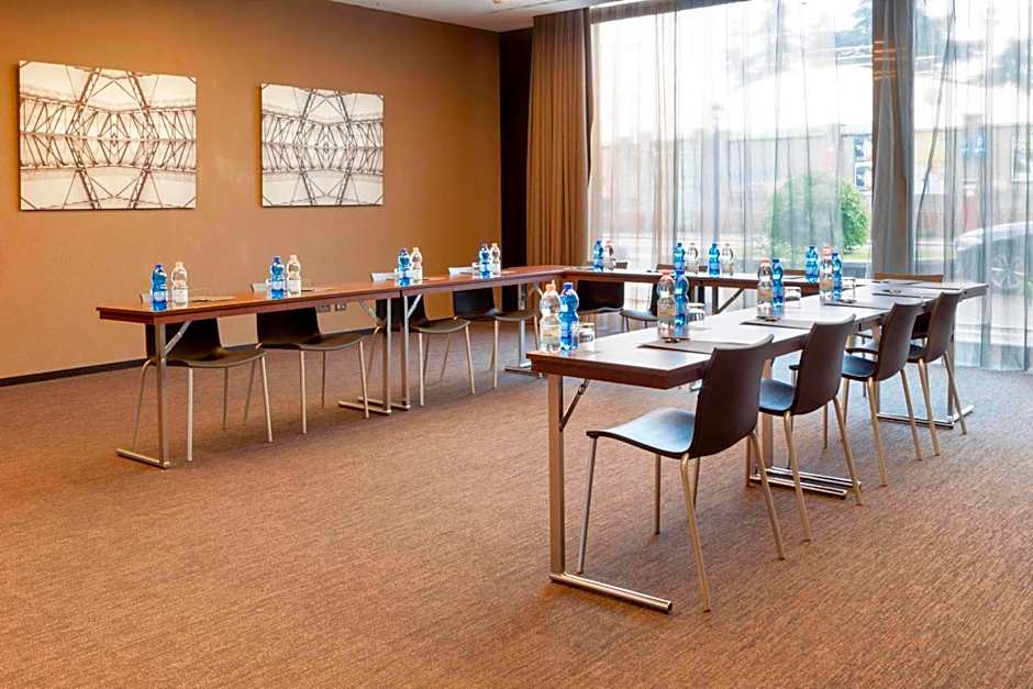 AC Hotel by Marriott Bologna