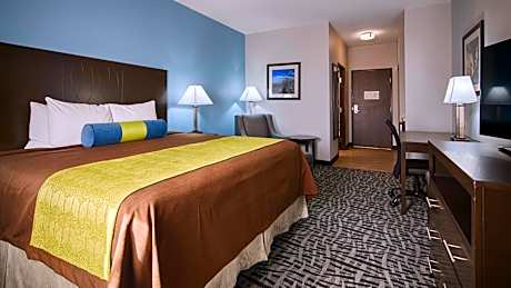 Best Western Plus Lonestar Inn & Suites