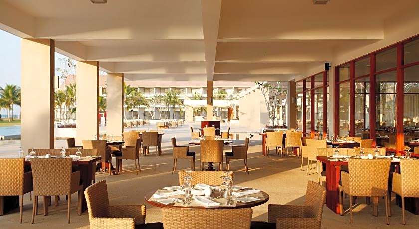 Amaya Beach Pasikudah