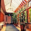Kellys Hotel