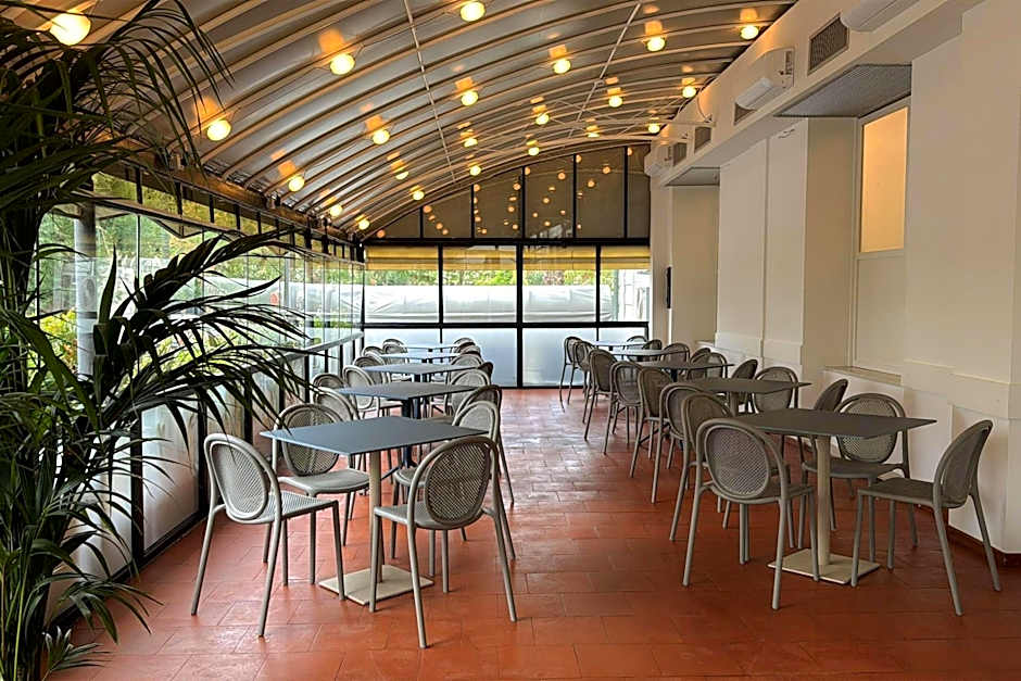 B&B HOTEL Pesaro Des Bains