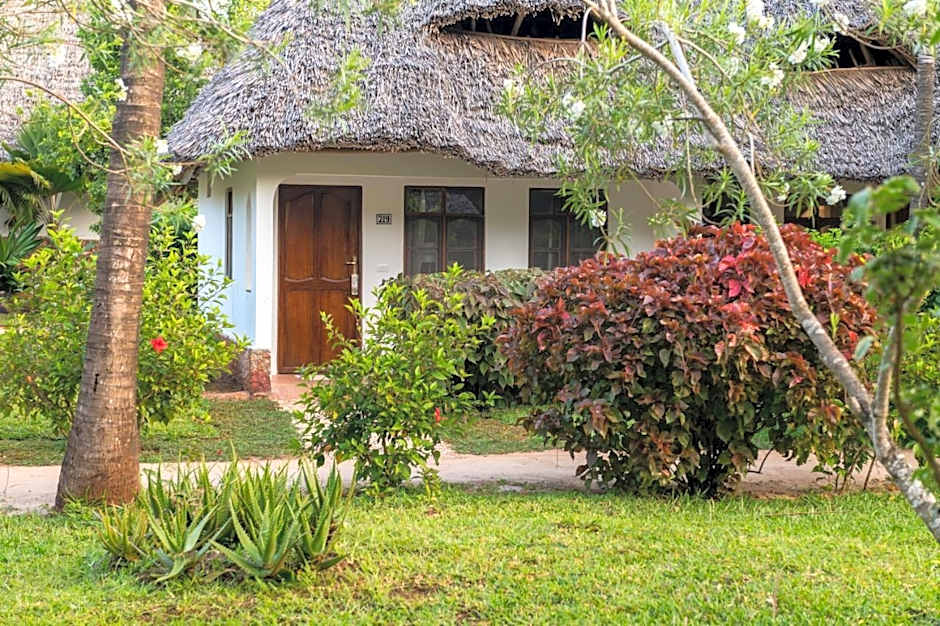 Sandies Baobab Beach Zanzibar