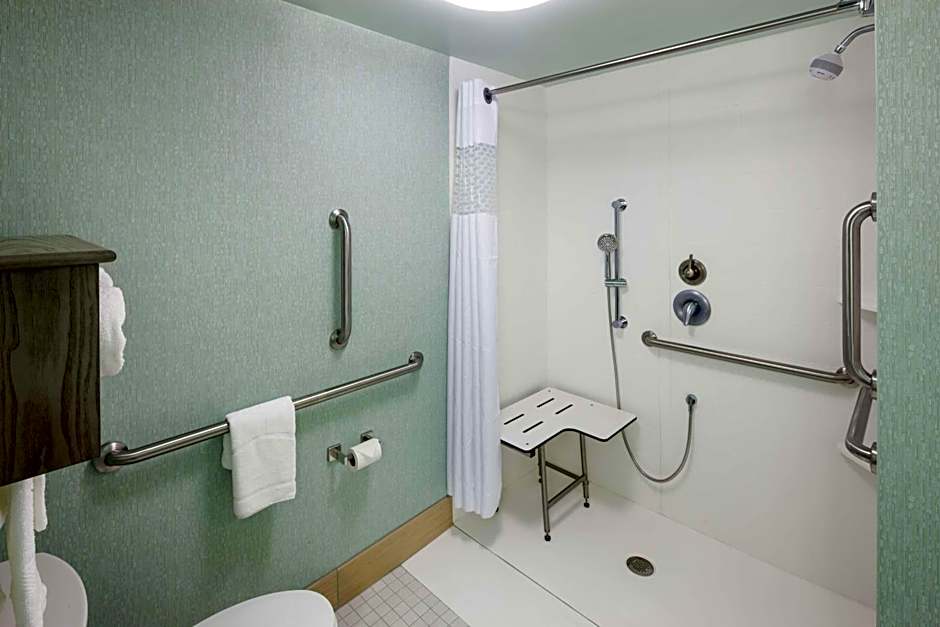 Hampton Inn & Suites by Hilton Carolina Beach Oceanfront