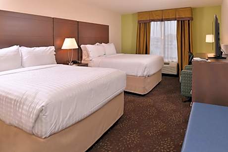 Standard Queen Room with Two Queen Beds - Communications Accessible