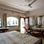 Raj Niwas Hotel