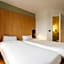 B&B HOTEL Calais Centre St Pierre