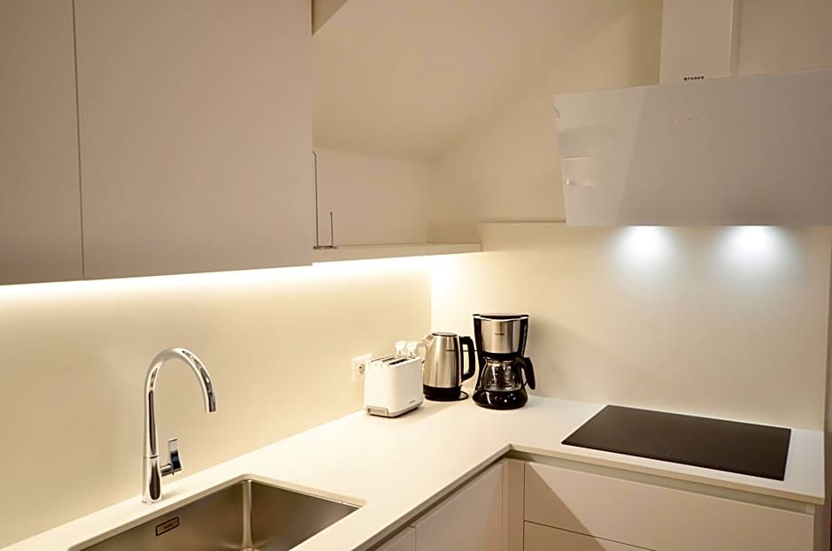 Villa Phoenix - Lake Apartments