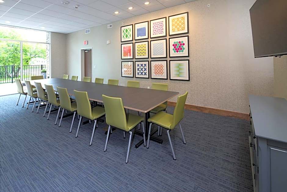 Holiday Inn Express & Suites Alpena - Downtown By IHG