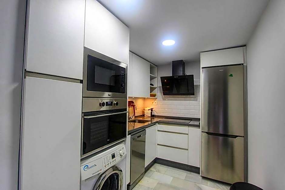 1079 - Frontline Puerto Banus Apartment