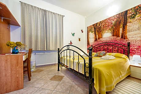 Double Room with Shared Bathroom