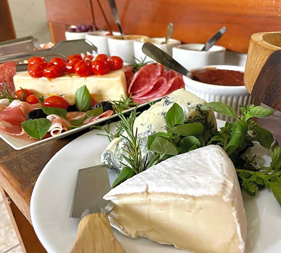 Pouso das Flores - Próximo a Maria Fumaça