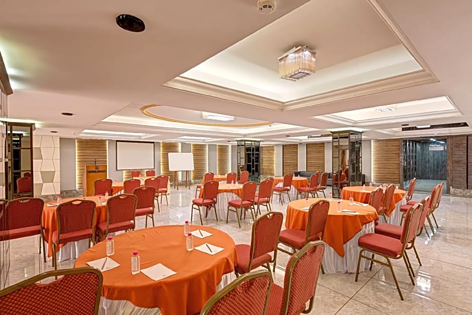 The Cama - A Sabarmati Riverfront Hotel