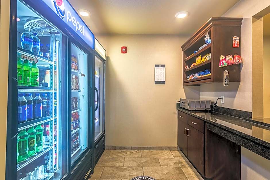 Cobblestone Inn & Suites - Lakin