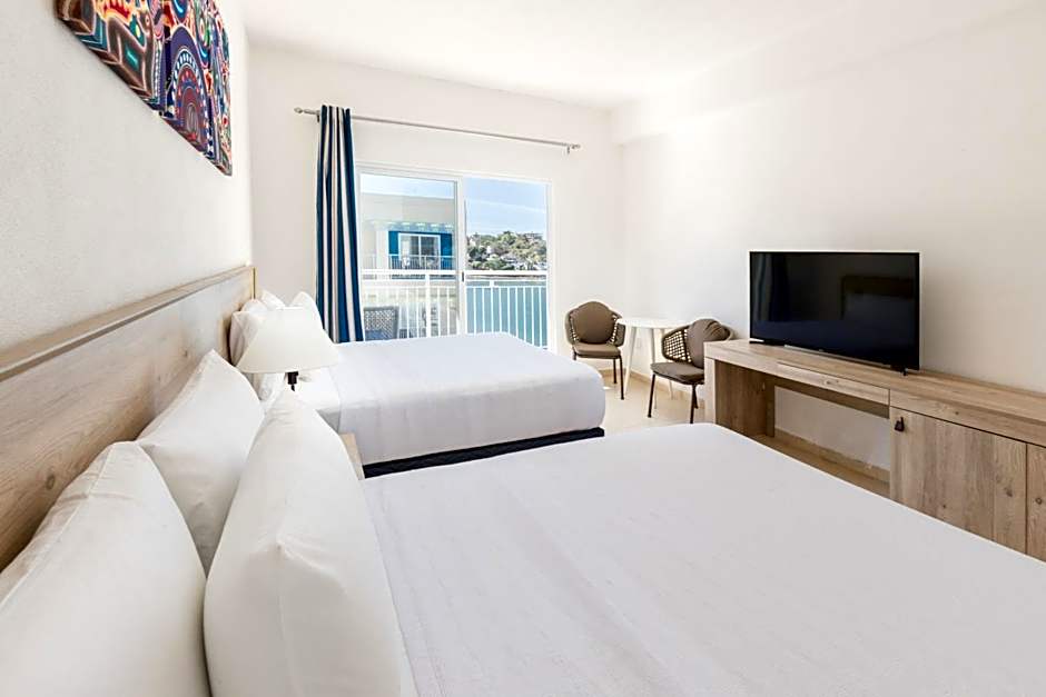 Decameron La Marina Guayabitos, Ramada All-Inclusive Resort