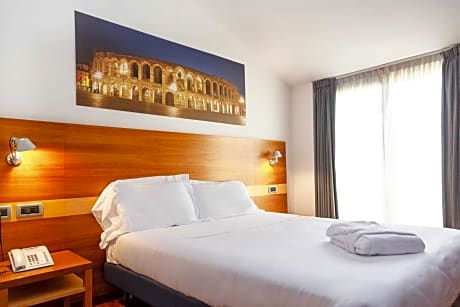 Classic Double Room with twin or king size bed