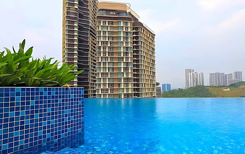 D'Pristine Suites at Medini