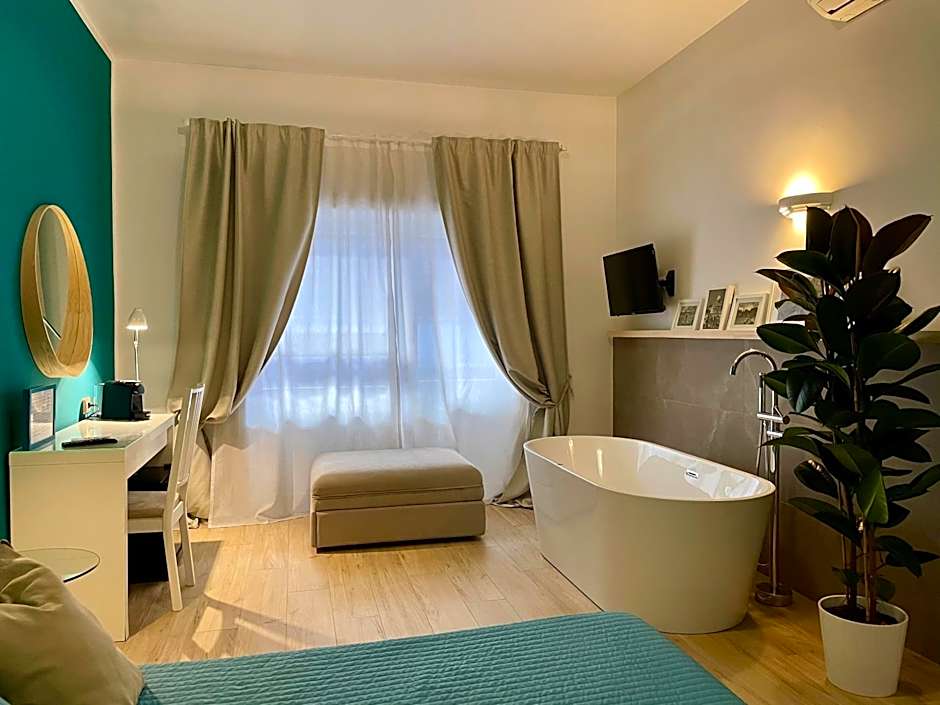 Le Coq Suites