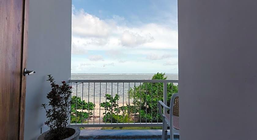 Katig Beachfront Boutique Hotel