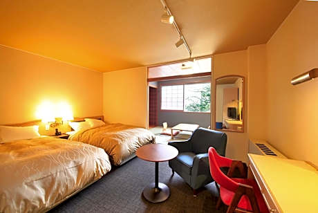 Room with Tatami Area