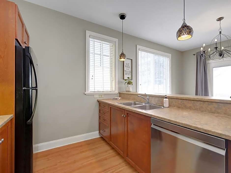 All Season Ski in Out Chalets at Calabogie Peaks